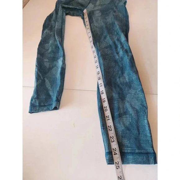 Lululemon Train Times Leggings Blue Size 6 Mid R - Picture 8 of 8